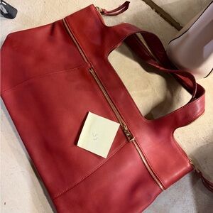 2 coach and 1 Longchamp bag
Only for mznbryant